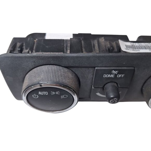 25810643 Headlamps Switch Trim 4x4 Knobs Dome Button Lights Drive Plug 2007-2013 - Picture 3 of 10